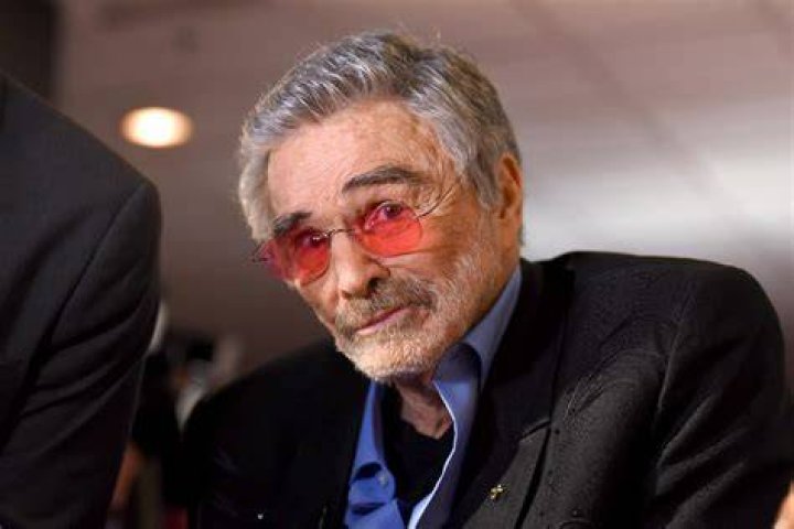 Actor Burt Reynolds Dead At 82 HuffPost News