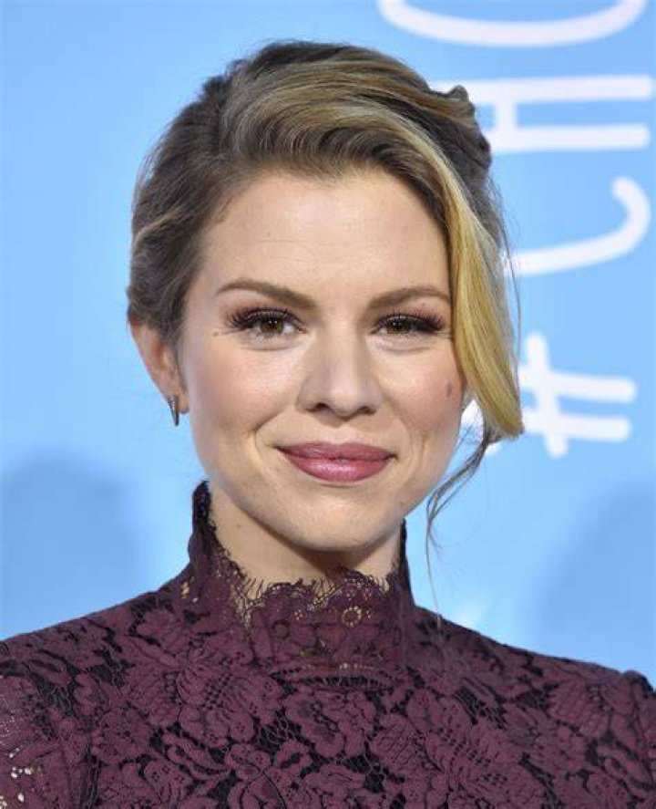 Ali Liebert Net Worth, Height, Age, Affair, Career, and More