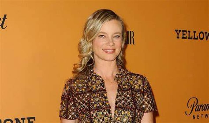 Amy Smart bio Age, height, net worth, husband, movies and TV shows