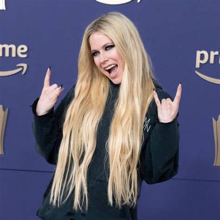 Avril Lavigne Says 'It's Been a Long Recovery' as She Announces New