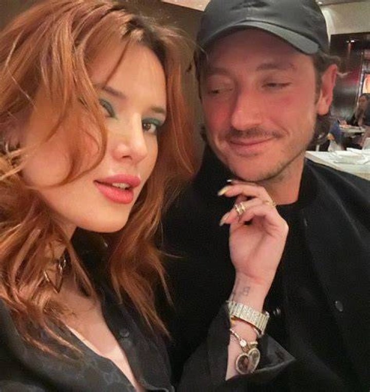 Bella Thorne, boyfriend Mark Emms are Instagramofficial