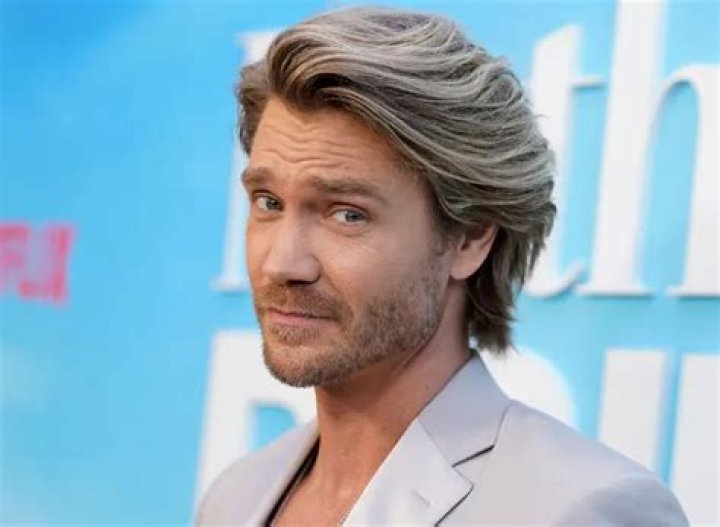 Chad Michael Murray Age, Net Worth, Height, Wife, Kids 2022 World
