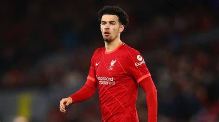Curtis Jones makes another strong case to Liverpool starter