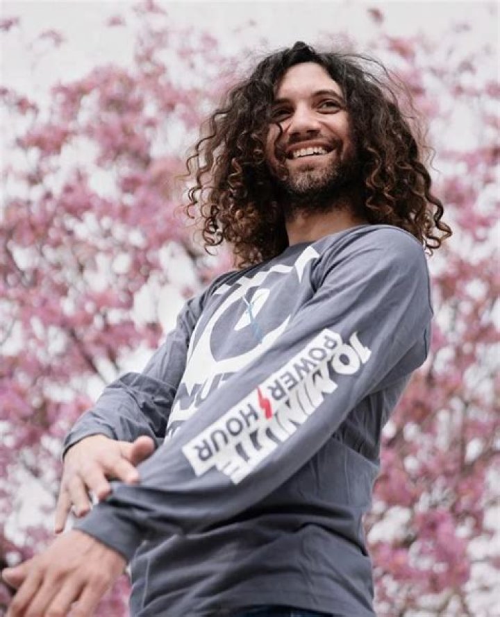 Dan Avidan Is The Singer Single Or Mingle? Know About His Relationship