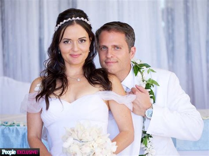Danica McKellar gets married