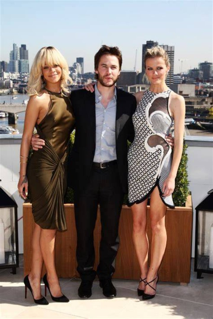 Did Taylor Kitsch really Engage? Taylor Kitsch