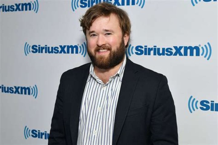 Does Haley Joel Osment Have a Wife? 'The Sixth Sense' Star Keeps His