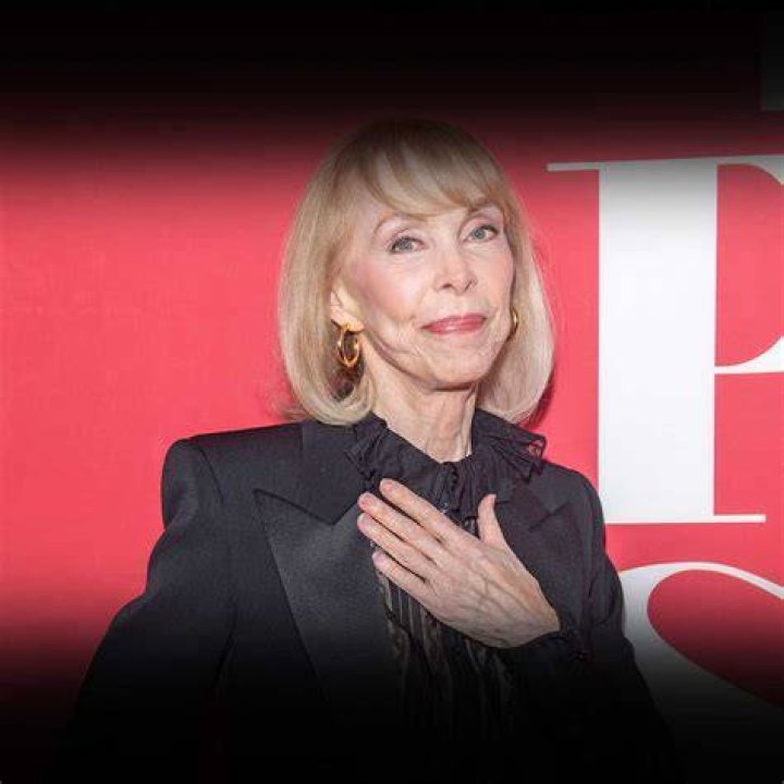 Elaine Joyce's Age, Husband, Career, Parents, Siblings, Movies