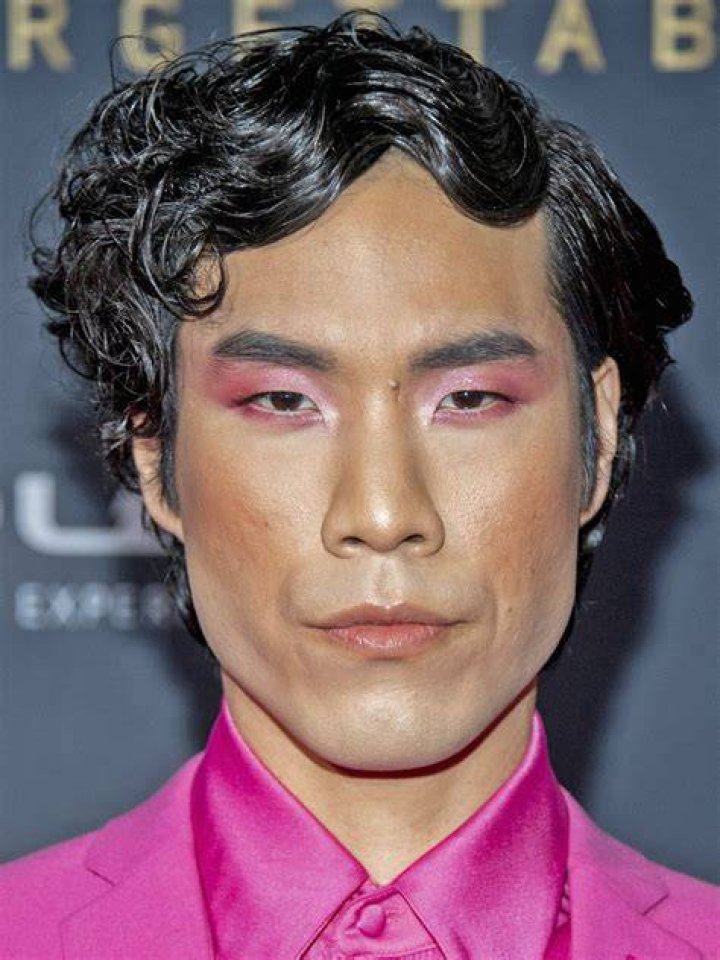 Eugene Lee Yang Net Worth Boyfriend Famous People Today