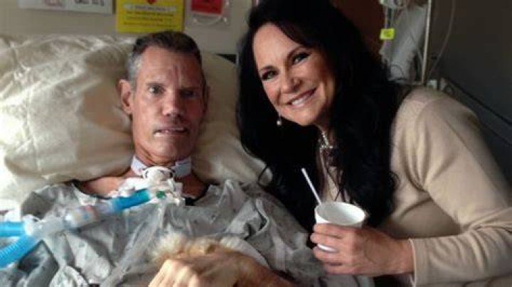 Is Randy Travis still alive Randy Travis' whereabouts in 2022?