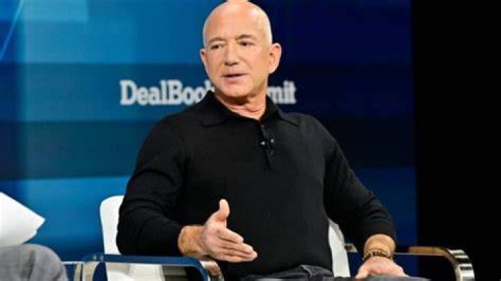 Jeff Bezos sends a message to Leo 'Steal Yo Girl' DiCaprio Los