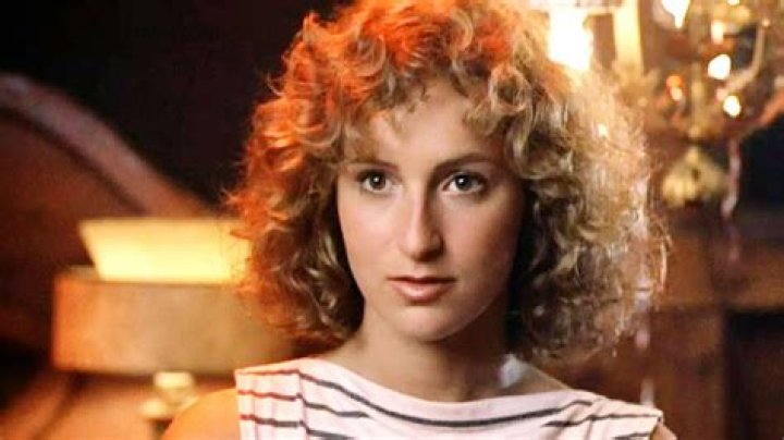 Jennifer Grey's Height, Weight, Body Measurements, Biography