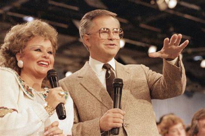 Jim Bakker's net worth, age, children, wife, theme park, prison