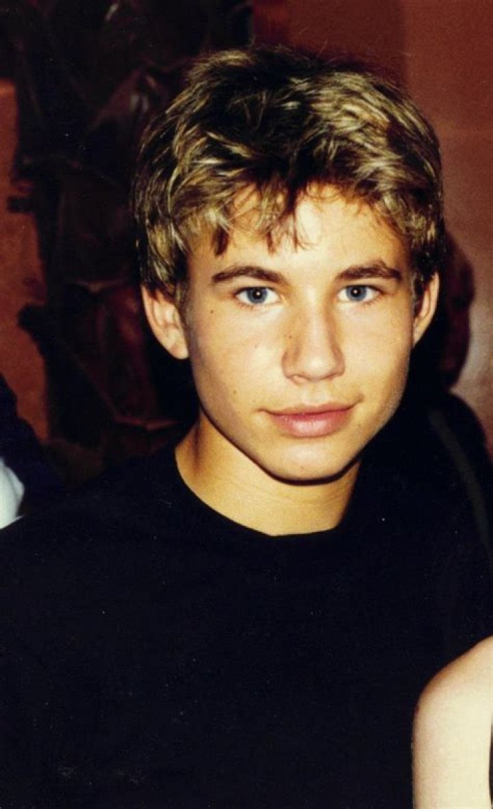 Jonathan Taylor Thomas Age, Bio, Birthday, Family, Net Worth
