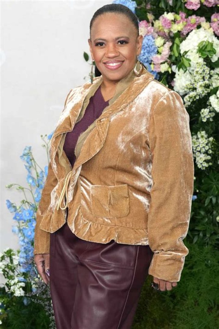 Pin em Chandra Wilson