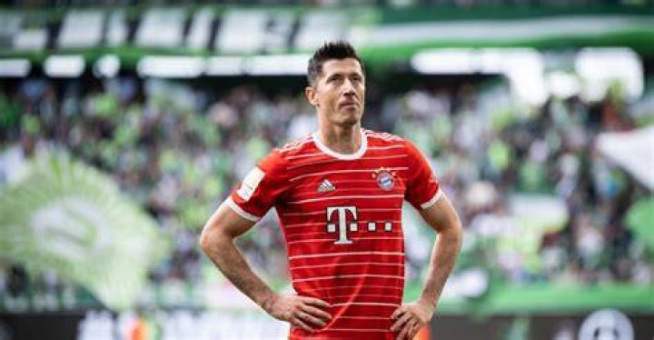Robert Lewandowski lauds 'father figure' Jurgen Klopp Read Liverpool
