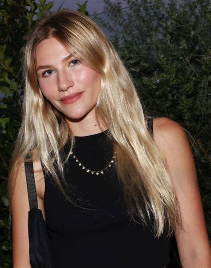 Sofia Hublitz Bio, Age, Ozark, and MasterChef Junior Daily Hawker