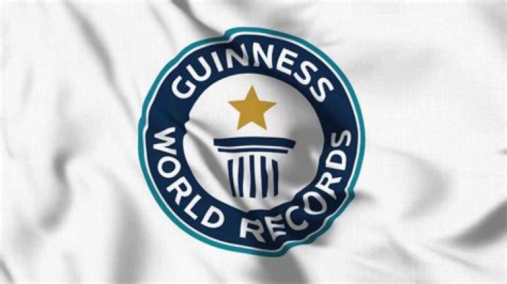 What was Guinness world record for the longest facetime call?