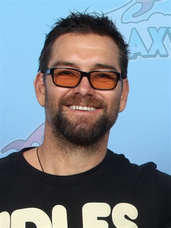 Who is Antony Starr's Wife? Meet Lucy Mclay The Little Facts